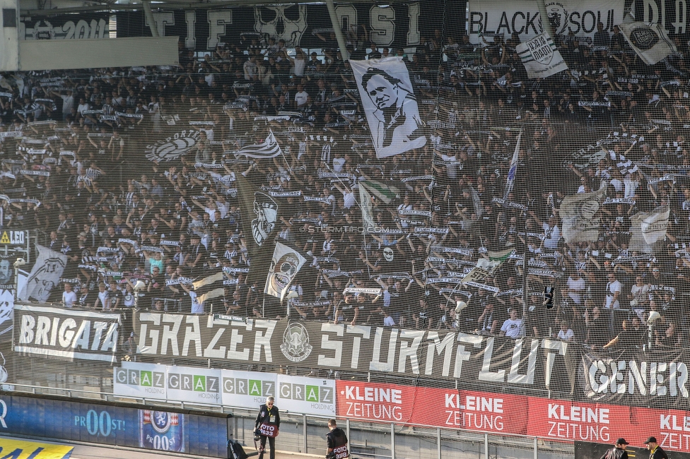 Sturm Graz - Wolfsberg
Oesterreichische Fussball Bundesliga, 12. Runde, SK Sturm Graz - Wolfsberger AC, Stadion Liebenau Graz, 16.10.2022. 

Foto zeigt Fans von Sturm
Schlüsselwörter: schals sturmflut