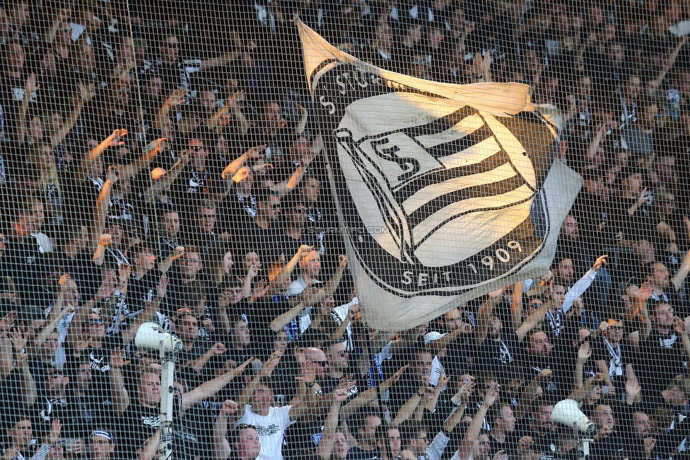 GAK - Sturm Graz
OEFB Cup, 3. Runde, Grazer AK 1902 - SK Sturm Graz, Stadion Liebenau Graz, 19.10.2022. 

Foto zeigt Fans von Sturm
