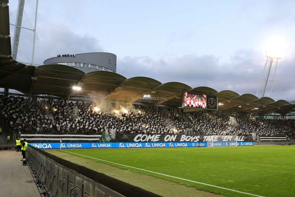 GAK - Sturm Graz
OEFB Cup, 3. Runde, Grazer AK 1902 - SK Sturm Graz, Stadion Liebenau Graz, 19.10.2022. 

Foto zeigt Fans von Sturm mit einer Choreografie
