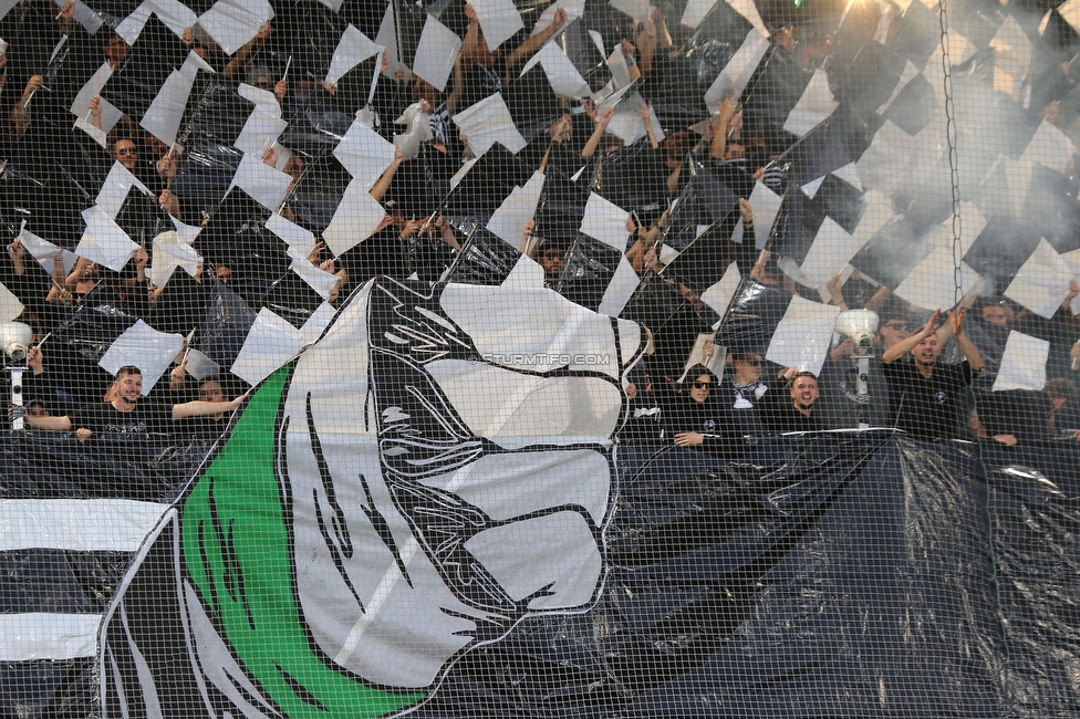 GAK - Sturm Graz
OEFB Cup, 3. Runde, Grazer AK 1902 - SK Sturm Graz, Stadion Liebenau Graz, 19.10.2022. 

Foto zeigt Fans von Sturm mit einer Choreografie
