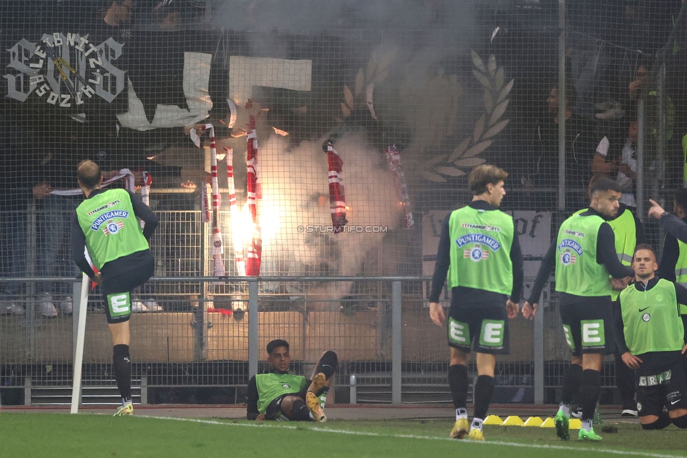 GAK - Sturm Graz
OEFB Cup, 3. Runde, Grazer AK 1902 - SK Sturm Graz, Stadion Liebenau Graz, 19.10.2022. 

Foto zeigt Fans von Sturm
Schlüsselwörter: sws