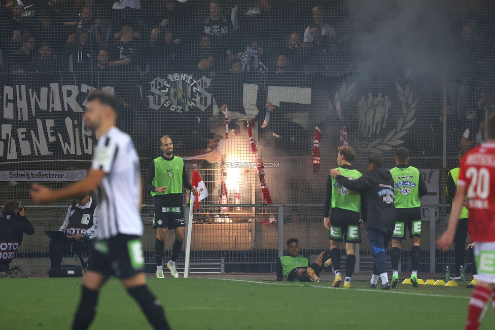 GAK - Sturm Graz
OEFB Cup, 3. Runde, Grazer AK 1902 - SK Sturm Graz, Stadion Liebenau Graz, 19.10.2022. 

Foto zeigt Fans von Sturm
