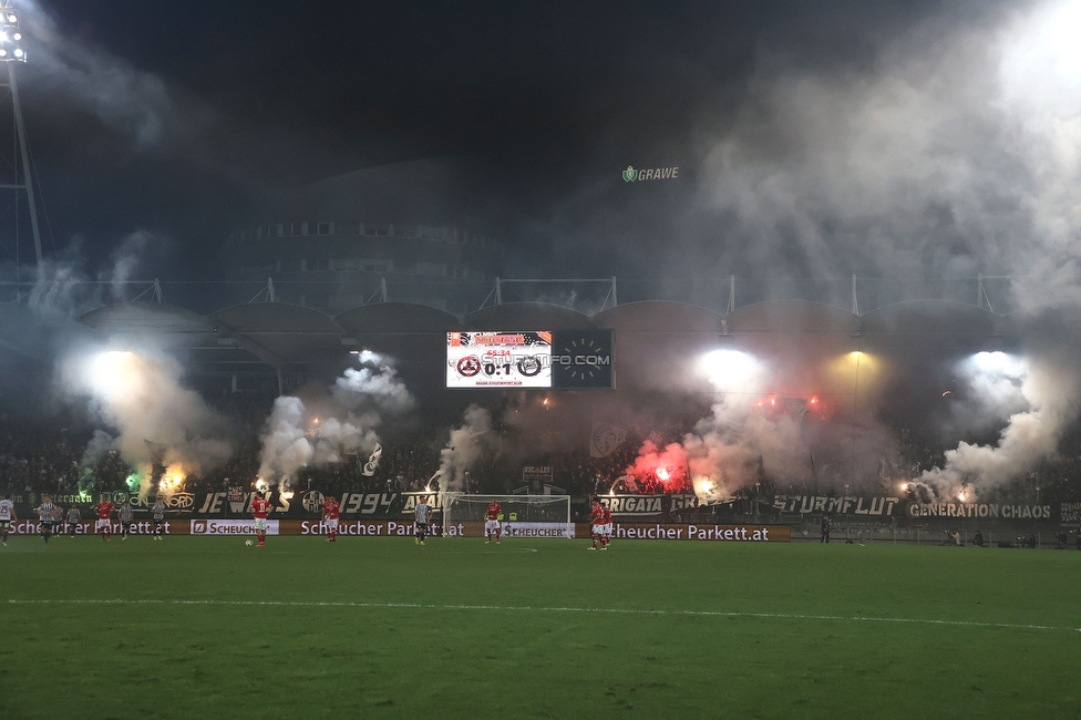 GAK - Sturm Graz
OEFB Cup, 3. Runde, Grazer AK 1902 - SK Sturm Graz, Stadion Liebenau Graz, 19.10.2022. 

Foto zeigt Fans von Sturm
Schlüsselwörter: pyrotechnik