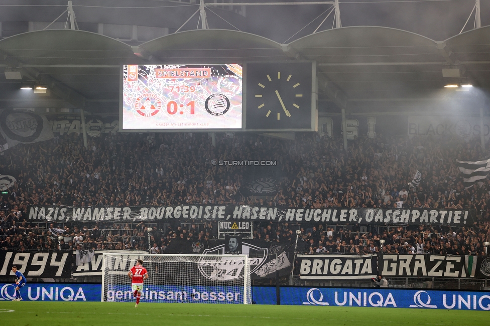 GAK - Sturm Graz
OEFB Cup, 3. Runde, Grazer AK 1902 - SK Sturm Graz, Stadion Liebenau Graz, 19.10.2022. 

Foto zeigt Fans von Sturm mit einem Spruchband
