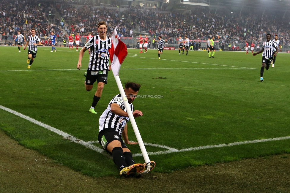 GAK - Sturm Graz
OEFB Cup, 3. Runde, Grazer AK 1902 - SK Sturm Graz, Stadion Liebenau Graz, 19.10.2022. 

Foto zeigt Alexander Prass (Sturm) und Albian Ajeti (Sturm)
