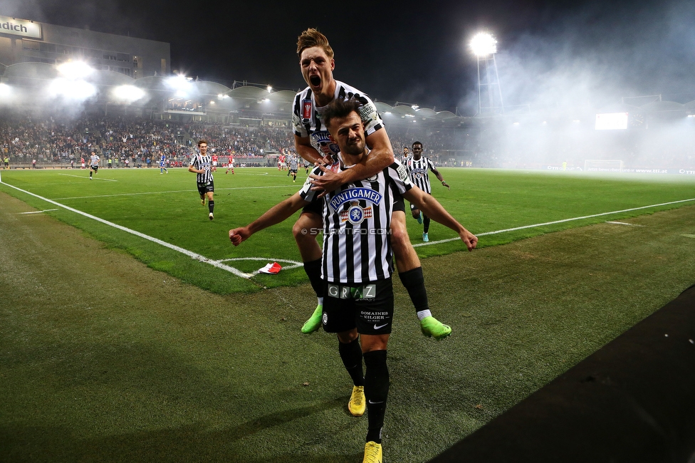 GAK - Sturm Graz
OEFB Cup, 3. Runde, Grazer AK 1902 - SK Sturm Graz, Stadion Liebenau Graz, 19.10.2022. 

Foto zeigt Alexander Prass (Sturm) und Albian Ajeti (Sturm)
Schlüsselwörter: torjubel