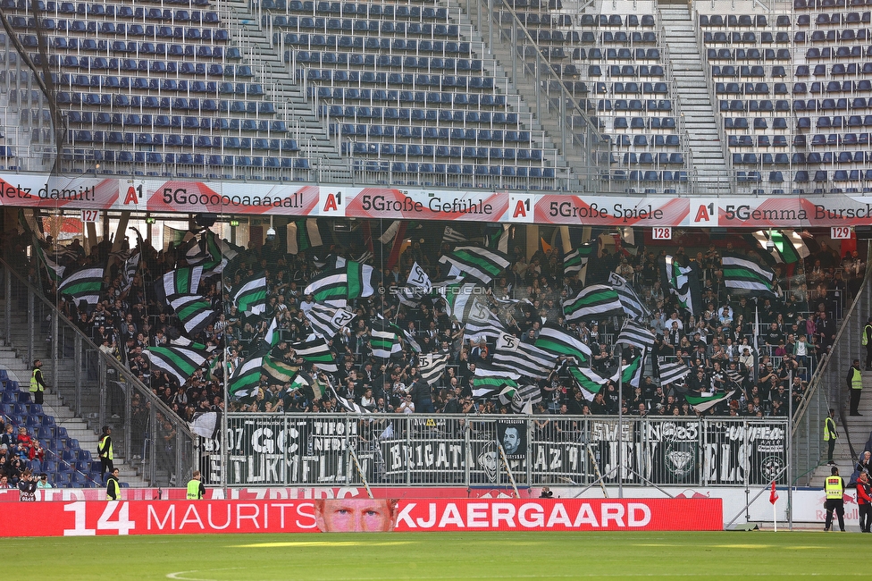 Salzburg - Sturm Graz
Oesterreichische Fussball Bundesliga, 13. Runde, FC Red Bull Salzburg - SK Sturm Graz, Red Bull Arena Salzburg, 22.10.2022. 

Foto zeigt Fans von Sturm
