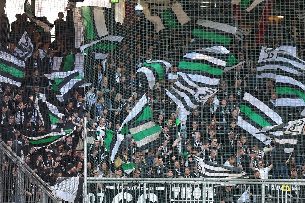 Salzburg - Sturm Graz
Oesterreichische Fussball Bundesliga, 13. Runde, FC Red Bull Salzburg - SK Sturm Graz, Red Bull Arena Salzburg, 22.10.2022. 

Foto zeigt Fans von Sturm
