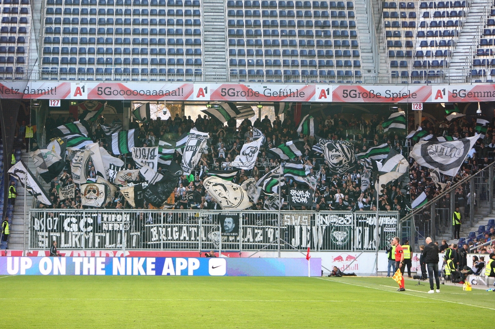 Salzburg - Sturm Graz
Oesterreichische Fussball Bundesliga, 13. Runde, FC Red Bull Salzburg - SK Sturm Graz, Red Bull Arena Salzburg, 22.10.2022. 

Foto zeigt Fans von Sturm
