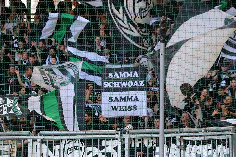 Salzburg - Sturm Graz
Oesterreichische Fussball Bundesliga, 13. Runde, FC Red Bull Salzburg - SK Sturm Graz, Red Bull Arena Salzburg, 22.10.2022. 

Foto zeigt Fans von Sturm
Schlüsselwörter: bastion