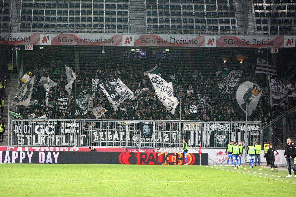 Salzburg - Sturm Graz
Oesterreichische Fussball Bundesliga, 13. Runde, FC Red Bull Salzburg - SK Sturm Graz, Red Bull Arena Salzburg, 22.10.2022. 

Foto zeigt Fans von Sturm
