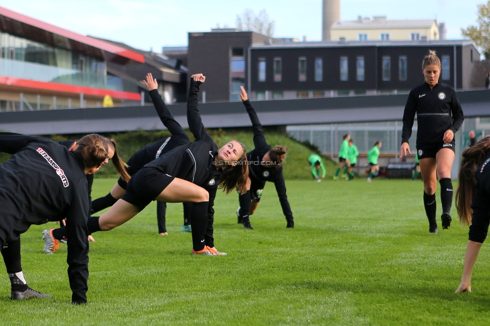 Sturm Damen - Wacker Innsbruck
OEFB Frauen Bundesliga, 7. Runde, SK Sturm Graz Damen - FC Wacker Innsbruck, MURAUER Bier Arena - StFV Graz, 23.05.2022. 

Foto zeigt die Mannschaft der Sturm Damen
