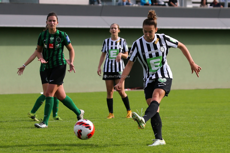 Sturm Damen - Wacker Innsbruck
OEFB Frauen Bundesliga, 7. Runde, SK Sturm Graz Damen - FC Wacker Innsbruck, MURAUER Bier Arena - StFV Graz, 23.05.2022. 

Foto zeigt Michela Croatto (Sturm Damen)
