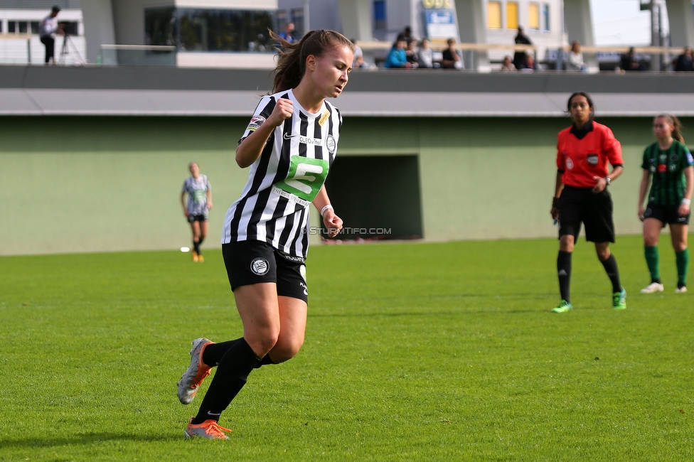 Sturm Damen - Wacker Innsbruck
OEFB Frauen Bundesliga, 7. Runde, SK Sturm Graz Damen - FC Wacker Innsbruck, MURAUER Bier Arena - StFV Graz, 23.05.2022. 

Foto zeigt Annabel Schasching (Sturm Damen)
