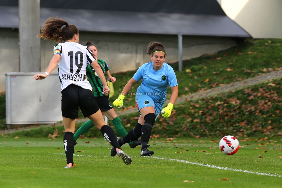 Sturm Damen - Wacker Innsbruck
OEFB Frauen Bundesliga, 7. Runde, SK Sturm Graz Damen - FC Wacker Innsbruck, MURAUER Bier Arena - StFV Graz, 23.05.2022. 

Foto zeigt Annabel Schasching (Sturm Damen)
