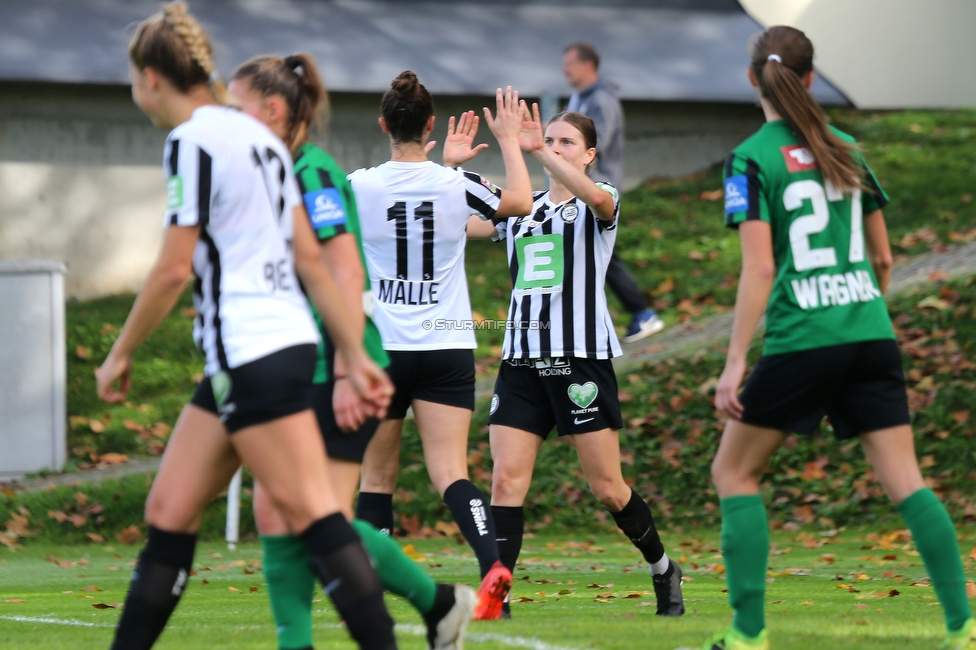 Sturm Damen - Wacker Innsbruck
OEFB Frauen Bundesliga, 7. Runde, SK Sturm Graz Damen - FC Wacker Innsbruck, MURAUER Bier Arena - StFV Graz, 23.05.2022. 

Foto zeigt Anna Malle (Sturm Damen) und Sophie Maierhofer (Sturm Damen)
