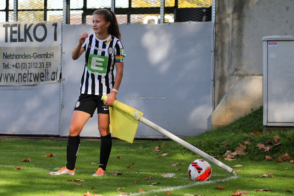 Sturm Damen - Wacker Innsbruck
OEFB Frauen Bundesliga, 7. Runde, SK Sturm Graz Damen - FC Wacker Innsbruck, MURAUER Bier Arena - StFV Graz, 23.05.2022. 

Foto zeigt Annabel Schasching (Sturm Damen)
