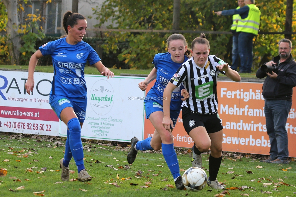 LUV Graz - Sturm Graz
OEFB Frauen Cup, Union LUV Graz - SK Sturm Graz, Sportplatz Union LUV Graz, 26.10.2022. 

Foto zeigt Julia Keutz (Sturm Damen)
