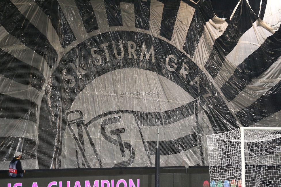 Sturm Graz - Feyenoord
UEFA Europa League Gruppenphase 5. Spieltag, SK Sturm Graz - Feyenoord Rotterdam, Stadion Liebenau Graz, 27.10.2022. 

Foto zeigt Fans von Sturm mit einer Choreografie
