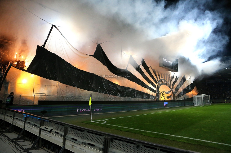 Sturm Graz - Feyenoord
UEFA Europa League Gruppenphase 5. Spieltag, SK Sturm Graz - Feyenoord Rotterdam, Stadion Liebenau Graz, 27.10.2022. 

Foto zeigt Fans von Sturm mit einer Choreografie
