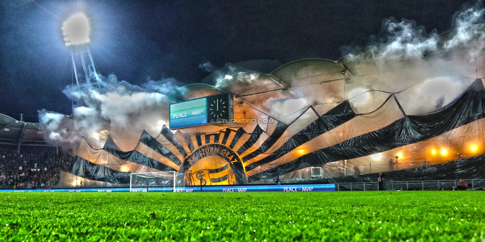 Sturm Graz - Feyenoord
UEFA Europa League Gruppenphase 5. Spieltag, SK Sturm Graz - Feyenoord Rotterdam, Stadion Liebenau Graz, 27.10.2022. 

Foto zeigt Fans von Sturm mit einer Choreografie
Schlüsselwörter: pyrotechnik