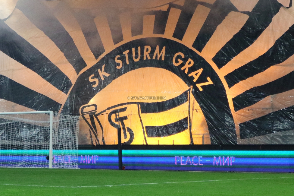 Sturm Graz - Feyenoord
UEFA Europa League Gruppenphase 5. Spieltag, SK Sturm Graz - Feyenoord Rotterdam, Stadion Liebenau Graz, 27.10.2022. 

Foto zeigt Fans von Sturm mit einer Choreografie
Schlüsselwörter: pyrotechnik