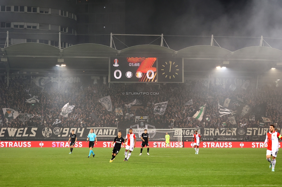 Sturm Graz - Feyenoord
UEFA Europa League Gruppenphase 5. Spieltag, SK Sturm Graz - Feyenoord Rotterdam, Stadion Liebenau Graz, 27.10.2022. 

Foto zeigt Fans von Sturm
