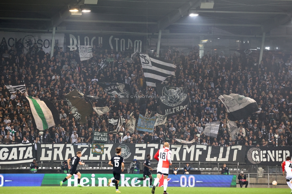 Sturm Graz - Feyenoord
UEFA Europa League Gruppenphase 5. Spieltag, SK Sturm Graz - Feyenoord Rotterdam, Stadion Liebenau Graz, 27.10.2022. 

Foto zeigt Fans von Sturm
Schlüsselwörter: sturmflut