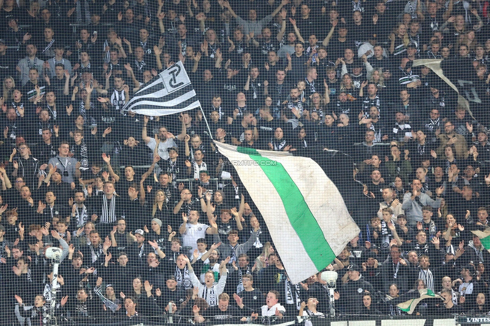 Sturm Graz - Feyenoord
UEFA Europa League Gruppenphase 5. Spieltag, SK Sturm Graz - Feyenoord Rotterdam, Stadion Liebenau Graz, 27.10.2022. 

Foto zeigt Fans von Sturm
