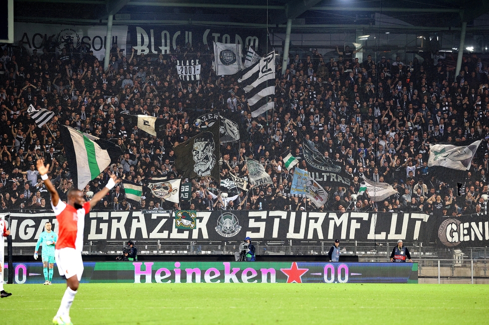 Sturm Graz - Feyenoord
UEFA Europa League Gruppenphase 5. Spieltag, SK Sturm Graz - Feyenoord Rotterdam, Stadion Liebenau Graz, 27.10.2022. 

Foto zeigt Fans von Sturm
Schlüsselwörter: sturmflut