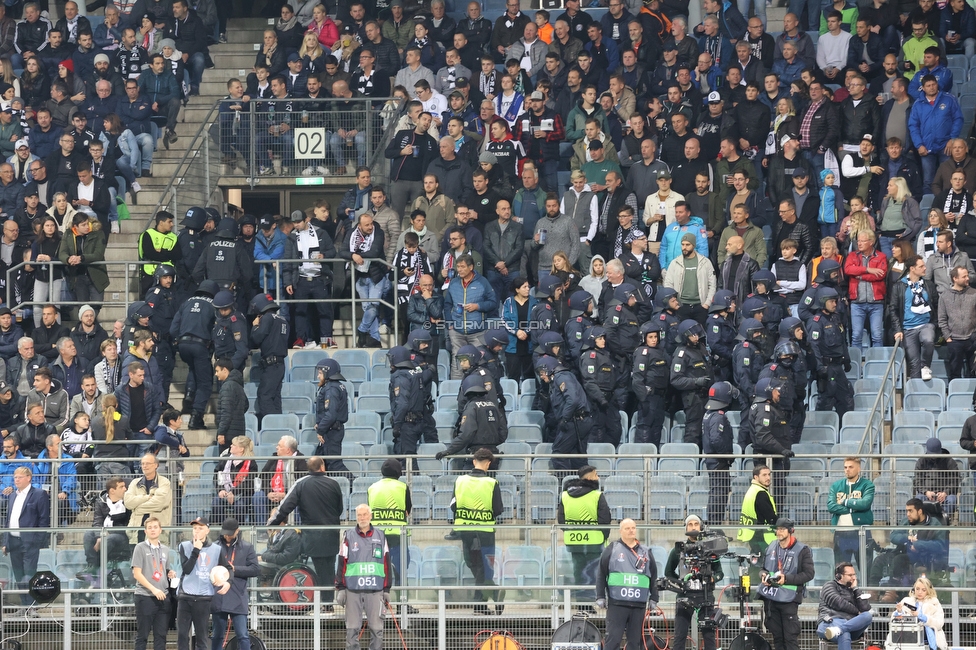 Sturm Graz - Feyenoord
UEFA Europa League Gruppenphase 5. Spieltag, SK Sturm Graz - Feyenoord Rotterdam, Stadion Liebenau Graz, 27.10.2022. 

Foto zeigt Polizei
