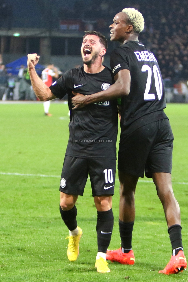 Sturm Graz - Feyenoord
UEFA Europa League Gruppenphase 5. Spieltag, SK Sturm Graz - Feyenoord Rotterdam, Stadion Liebenau Graz, 27.10.2022. 

Foto zeigt Otar Kiteishvili (Sturm) und Emanuel Emegha (Sturm)
Schlüsselwörter: torjubel