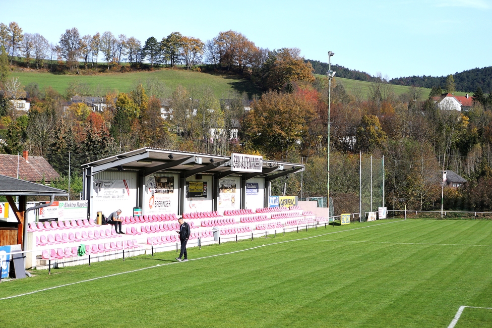 Altenmarkt - Sturm Graz
OEFB Frauen Bundesliga, 8. Runde, SKV Altenmarkt - SK Sturm Graz, Sportplatz Altenmarkt-Tr. SKV, 29.10.2022. 

Foto zeigt den Sportplatz Altenmarkt
