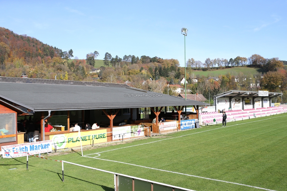 Altenmarkt - Sturm Graz
OEFB Frauen Bundesliga, 8. Runde, SKV Altenmarkt - SK Sturm Graz, Sportplatz Altenmarkt-Tr. SKV, 29.10.2022. 

Foto zeigt den Sportplatz Altenmarkt
