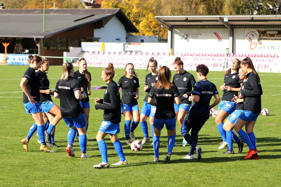 Altenmarkt - Sturm Graz
OEFB Frauen Bundesliga, 8. Runde, SKV Altenmarkt - SK Sturm Graz, Sportplatz Altenmarkt-Tr. SKV, 29.10.2022. 

Foto zeigt die Mannschaft der Sturm Damen
