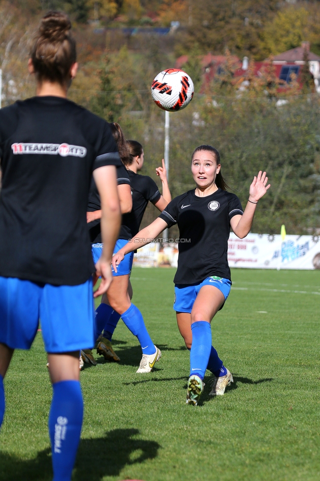 Altenmarkt - Sturm Graz
OEFB Frauen Bundesliga, 8. Runde, SKV Altenmarkt - SK Sturm Graz, Sportplatz Altenmarkt-Tr. SKV, 29.10.2022. 

Foto zeigt Anna Maria Wirnsberger (Sturm Damen)
