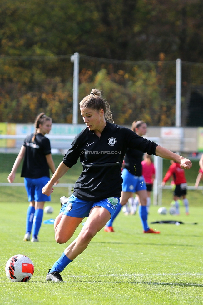 Altenmarkt - Sturm Graz
OEFB Frauen Bundesliga, 8. Runde, SKV Altenmarkt - SK Sturm Graz, Sportplatz Altenmarkt-Tr. SKV, 29.10.2022. 

Foto zeigt Sophia Bertolo (Sturm Damen)
