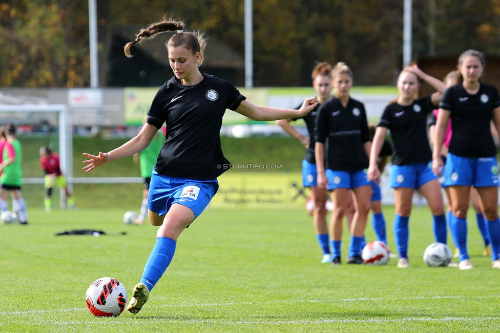 Altenmarkt - Sturm Graz
OEFB Frauen Bundesliga, 8. Runde, SKV Altenmarkt - SK Sturm Graz, Sportplatz Altenmarkt-Tr. SKV, 29.10.2022. 

Foto zeigt Julia Magerl (Sturm Damen)
