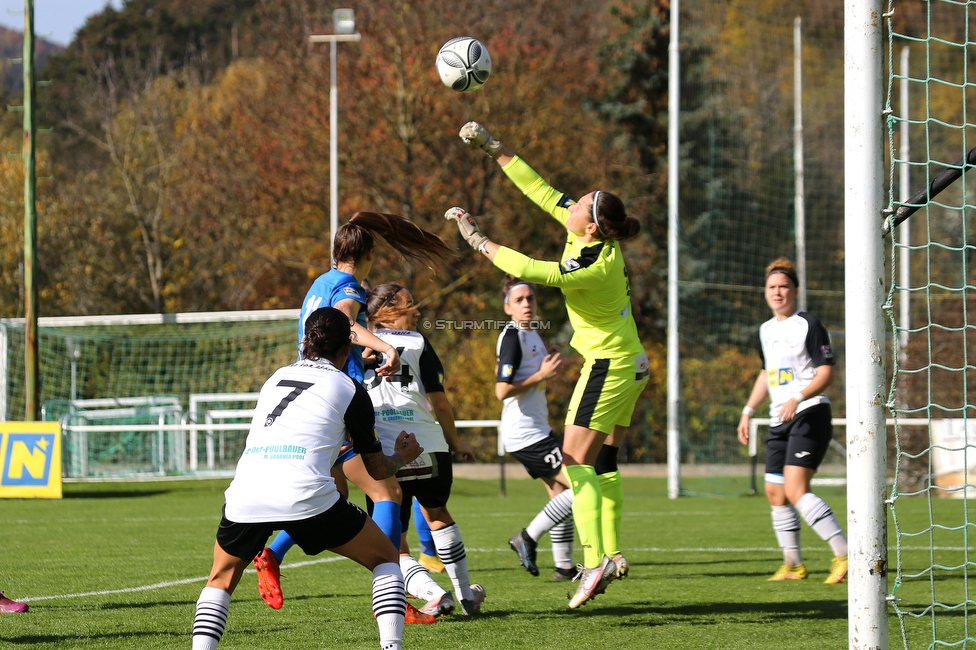 Altenmarkt - Sturm Graz
OEFB Frauen Bundesliga, 8. Runde, SKV Altenmarkt - SK Sturm Graz, Sportplatz Altenmarkt-Tr. SKV, 29.10.2022. 

Foto zeigt Anna Malle (Sturm Damen)
