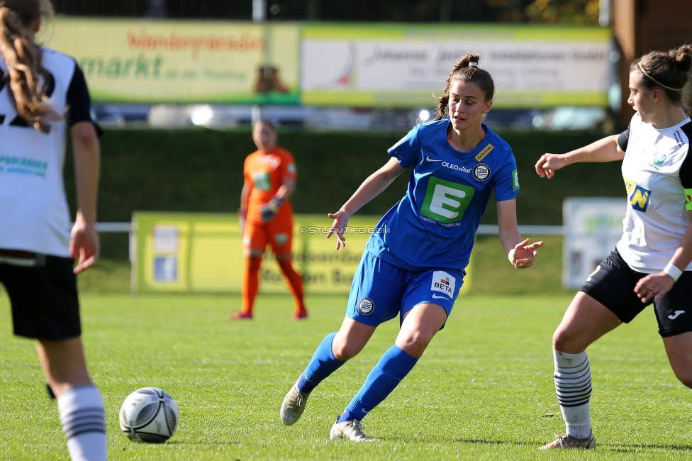 Altenmarkt - Sturm Graz
OEFB Frauen Bundesliga, 8. Runde, SKV Altenmarkt - SK Sturm Graz, Sportplatz Altenmarkt-Tr. SKV, 29.10.2022. 

Foto zeigt Julia Magerl (Sturm Damen)
