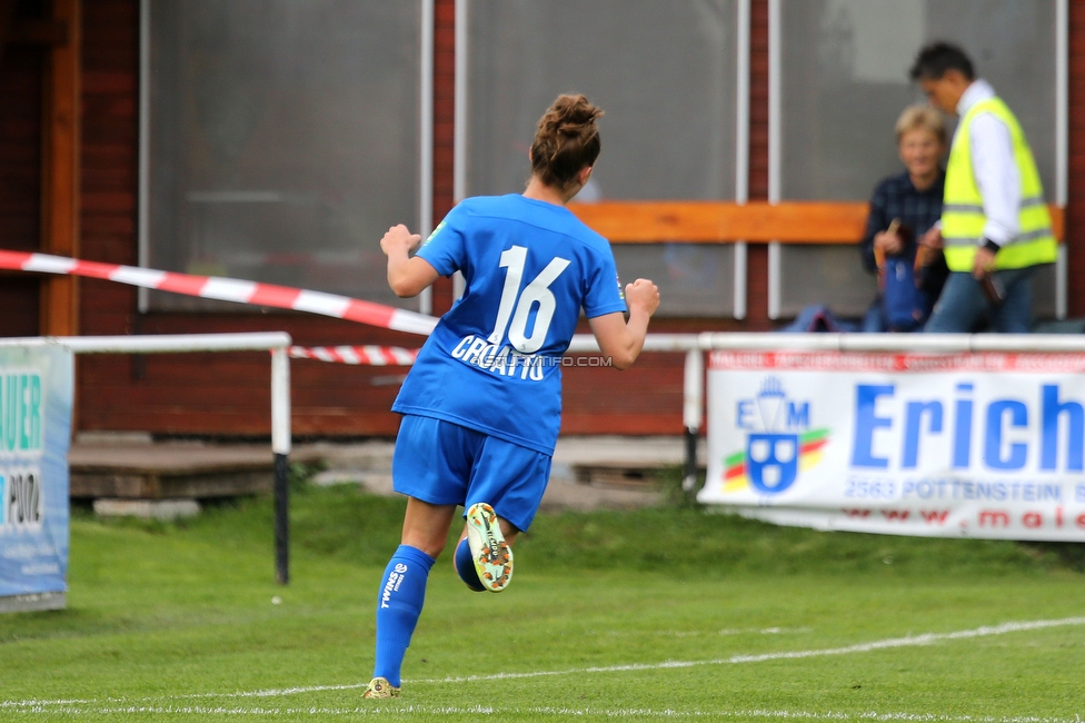 Altenmarkt - Sturm Graz
OEFB Frauen Bundesliga, 8. Runde, SKV Altenmarkt - SK Sturm Graz, Sportplatz Altenmarkt-Tr. SKV, 29.10.2022. 

Foto zeigt Michela Croatto (Sturm Damen)
