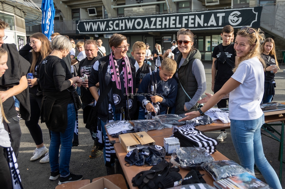 Sturm Graz - Ried
Oesterreichische Fussball Bundesliga, 14. Runde, SK Sturm Graz - SV Ried, Stadion Liebenau Graz, 30.10.2022. 

Foto zeigt den Stand von Schwoaze Helfen
