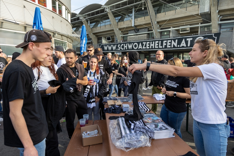 Sturm Graz - Ried
Oesterreichische Fussball Bundesliga, 14. Runde, SK Sturm Graz - SV Ried, Stadion Liebenau Graz, 30.10.2022. 

Foto zeigt den Stand von Schwoaze Helfen
