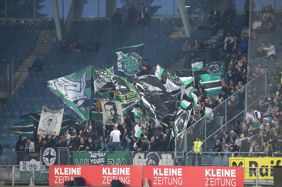 Sturm Graz - Ried
Oesterreichische Fussball Bundesliga, 14. Runde, SK Sturm Graz - SV Ried, Stadion Liebenau Graz, 30.10.2022. 

Foto zeigt die Fans von Ried
