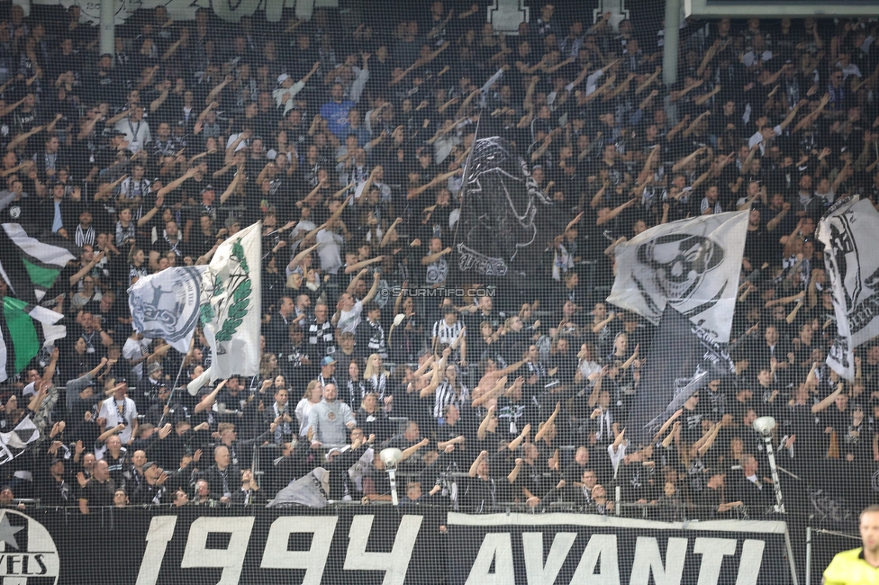 Sturm Graz - Ried
Oesterreichische Fussball Bundesliga, 14. Runde, SK Sturm Graz - SV Ried, Stadion Liebenau Graz, 30.10.2022. 

Foto zeigt Fans von Sturm
