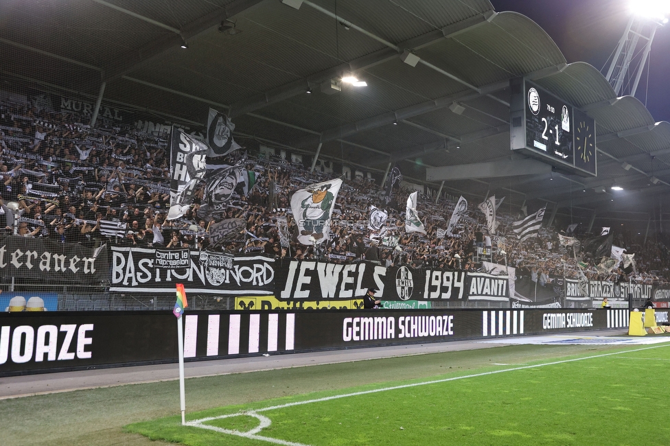 Sturm Graz - Ried
Oesterreichische Fussball Bundesliga, 14. Runde, SK Sturm Graz - SV Ried, Stadion Liebenau Graz, 30.10.2022. 

Foto zeigt Fans von Sturm
Schlüsselwörter: schals