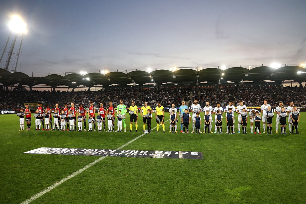 Sturm Graz - Ried
Oesterreichische Fussball Bundesliga, 14. Runde, SK Sturm Graz - SV Ried, Stadion Liebenau Graz, 30.10.2022. 

Foto zeigt Mannschaft von Ried und die Mannschaft von Sturm
