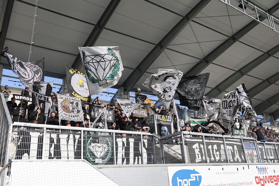 Altach - Sturm Graz
Oesterreichische Fussball Bundesliga, 15. Runde, SCR Altach - SK Sturm Graz, Stadion Schnabelholz Altach, 06.11.2022. 

Foto zeigt Fans von Sturm
