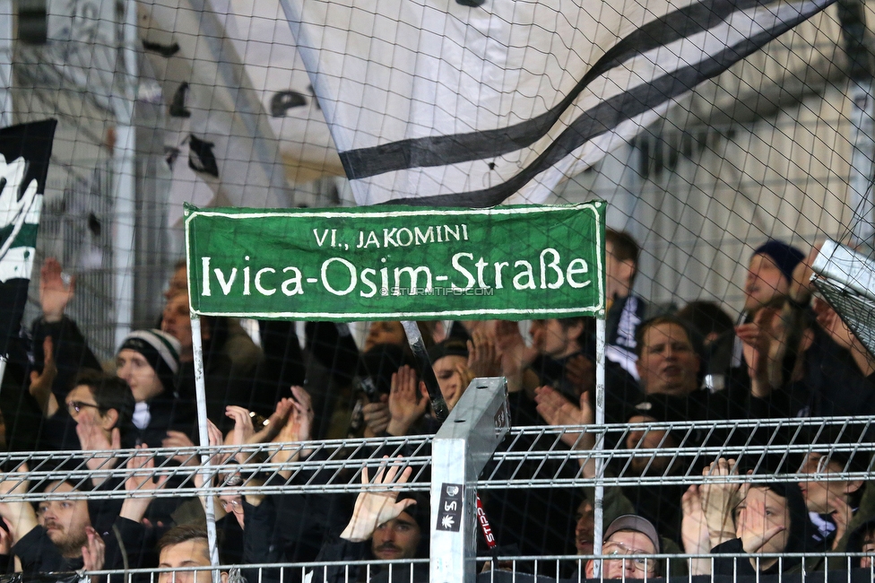 LASK - Sturm Graz
Oesterreichische Fussball Bundesliga, 16. Runde,  LASK - SK Sturm Graz, Raiffeisen Arena Pasching, 13.11.2022. 

Foto zeigt Fans von Sturm
