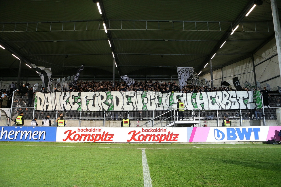 LASK - Sturm Graz
Oesterreichische Fussball Bundesliga, 16. Runde,  LASK - SK Sturm Graz, Raiffeisen Arena Pasching, 13.11.2022. 

Foto zeigt Fans von Sturm mit einem Spruchband
